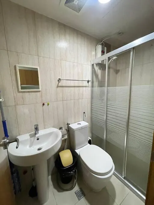 Apartment Studio With Queen Size Bed In 8Adriatico Manila Philippines