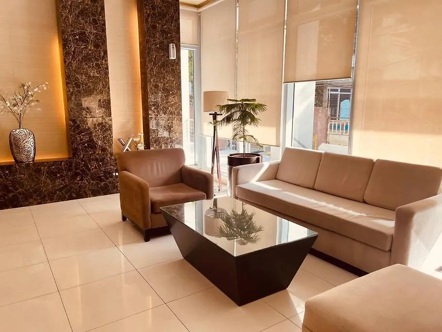 Studio With Queen Size Bed In 8Adriatico Manila Apartment